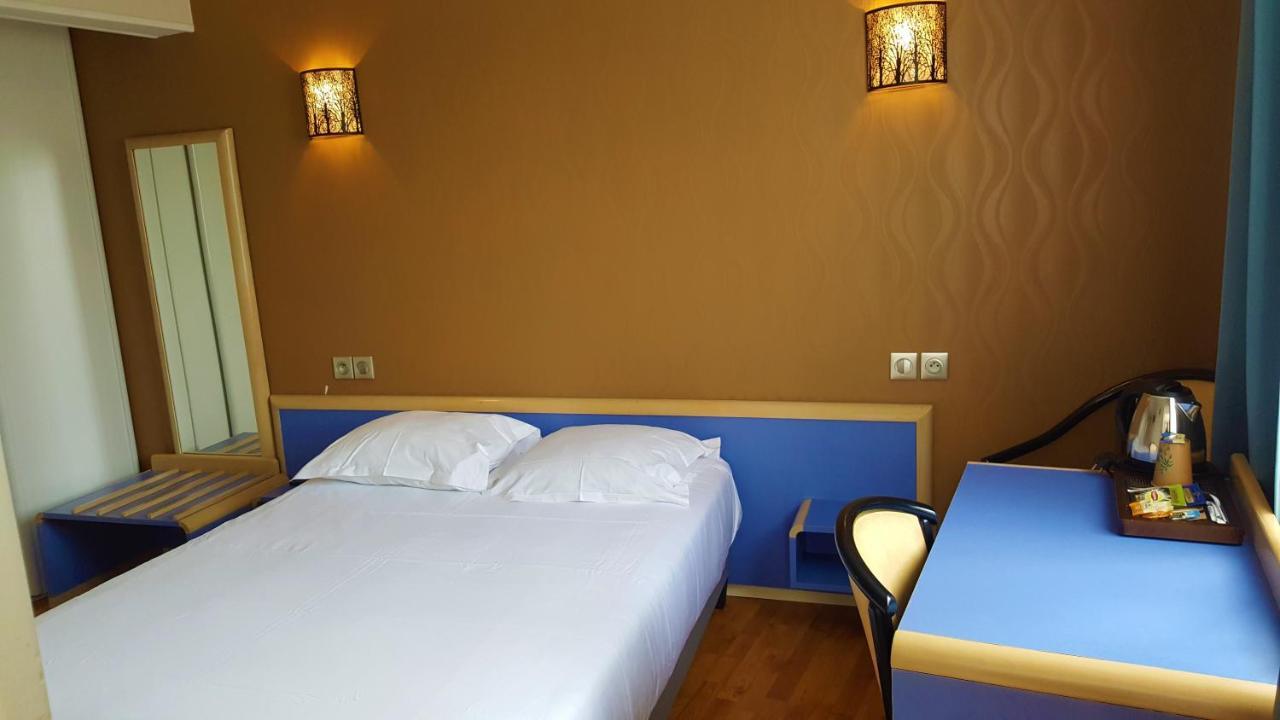 Modern'Hotel Valenciennes Exterior photo