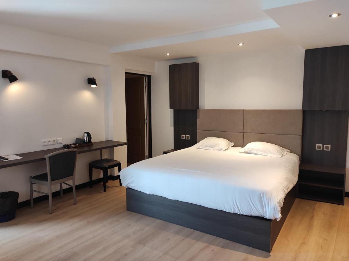 Modern'Hotel Valenciennes Exterior photo